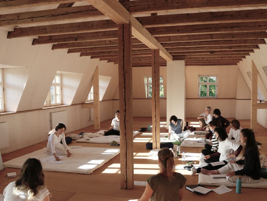 Yogastudio Gartenhaus Kursraum Shiatsu Workshop